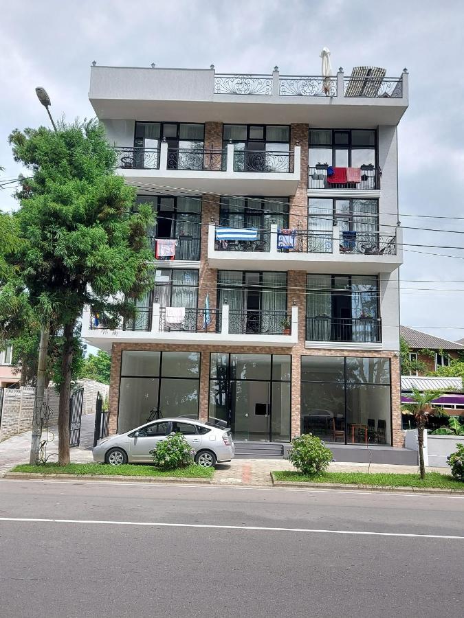 French Hotel Kobuleti Εξωτερικό φωτογραφία