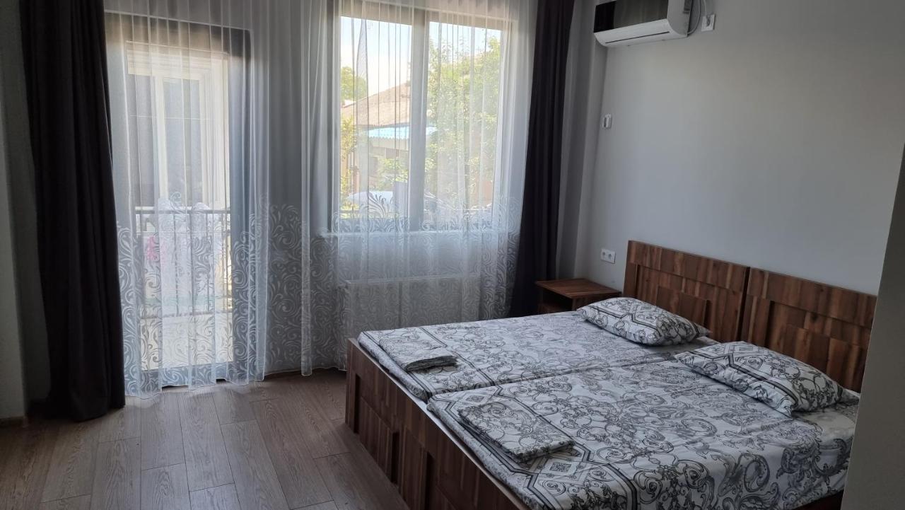 French Hotel Kobuleti Εξωτερικό φωτογραφία