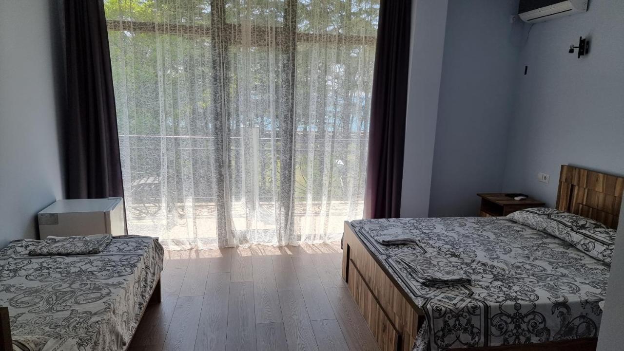 French Hotel Kobuleti Εξωτερικό φωτογραφία