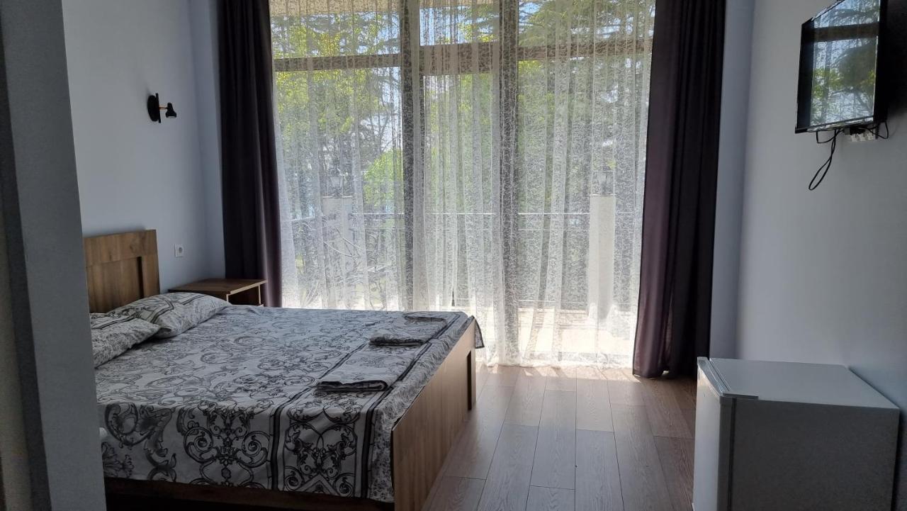 French Hotel Kobuleti Εξωτερικό φωτογραφία